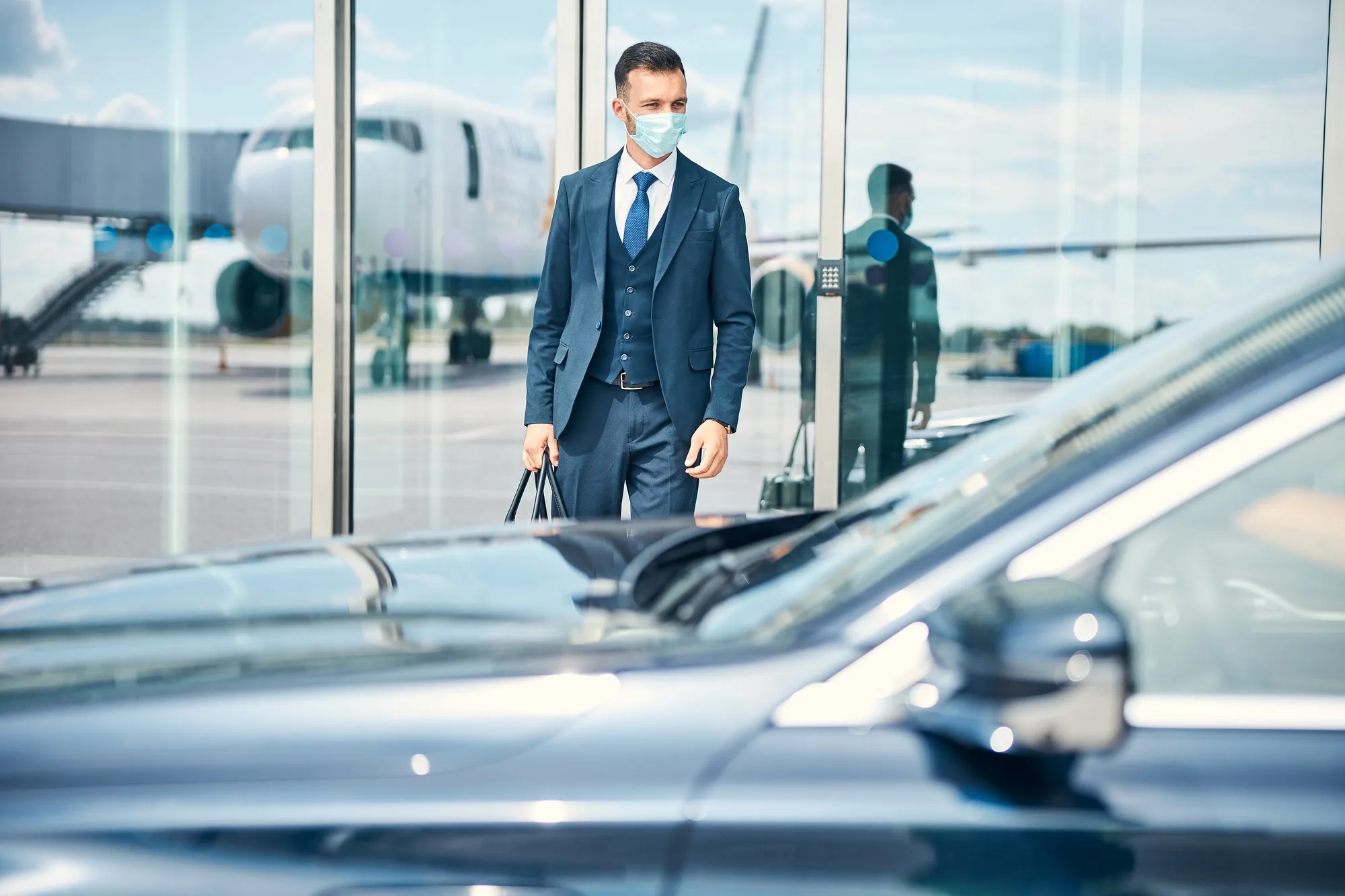 Top 5 Reasons to Book a Limo Service for Miami Airport Transfers